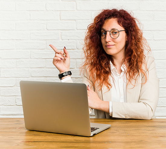 Consultora SEO de BerbelWeb trabajando en una estrategia para Castellón
